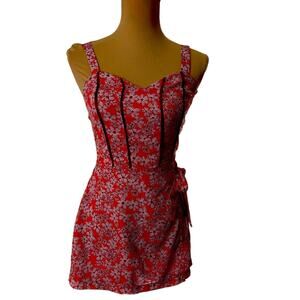 NWOT- Land of the Free Floral Romper